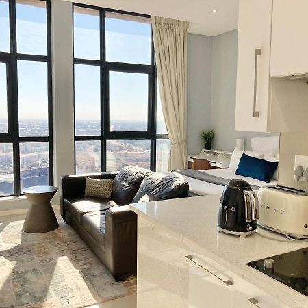 Urban Awe Apartment-Itowers 23Rd Floor Gaborone Luaran gambar