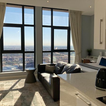 Urban Awe Apartment-Itowers 23Rd Floor Gaborone Luaran gambar