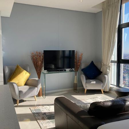 Urban Awe Apartment-Itowers 23Rd Floor Gaborone Luaran gambar