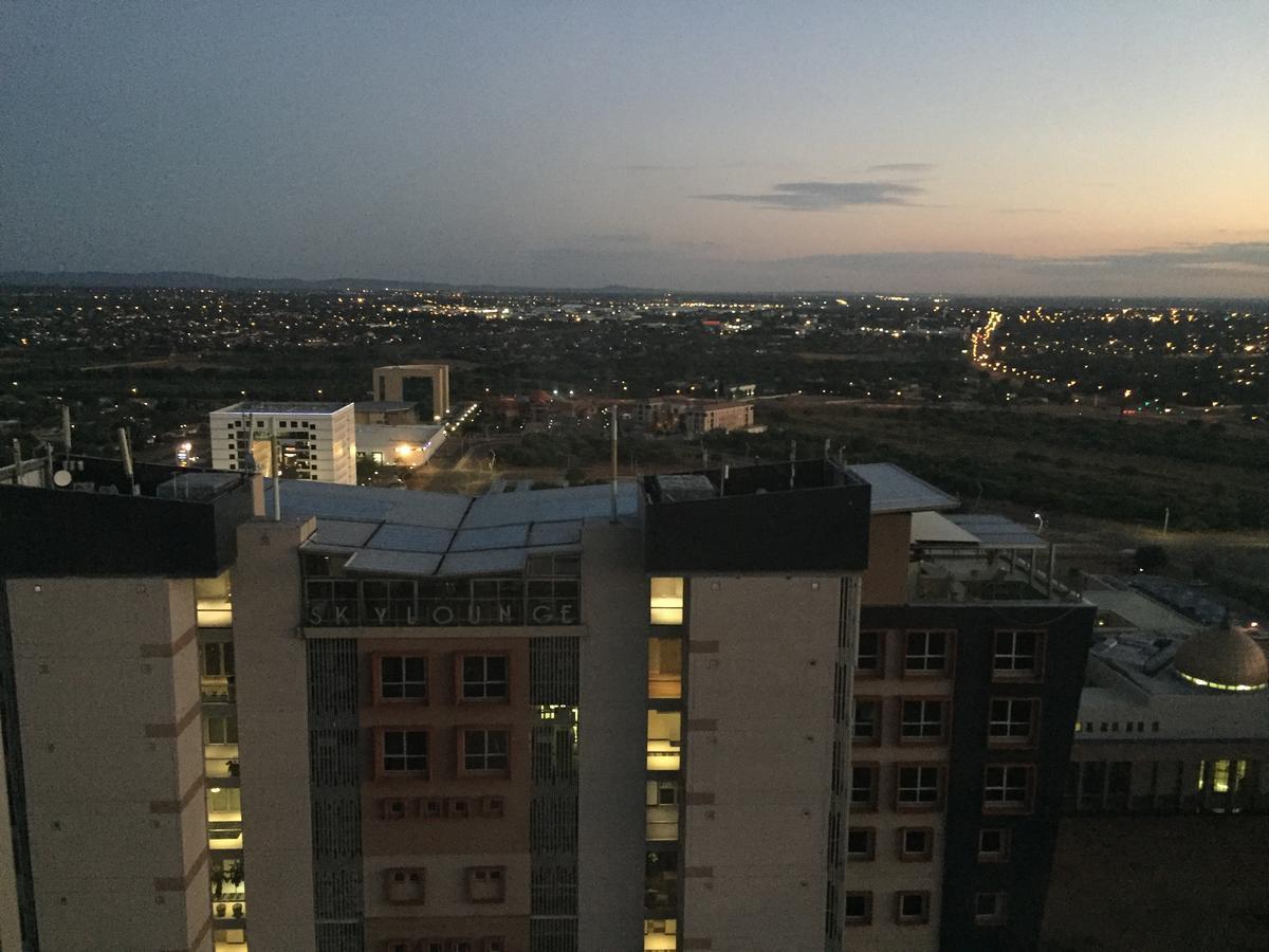 Urban Awe Apartment-Itowers 23Rd Floor Gaborone Luaran gambar